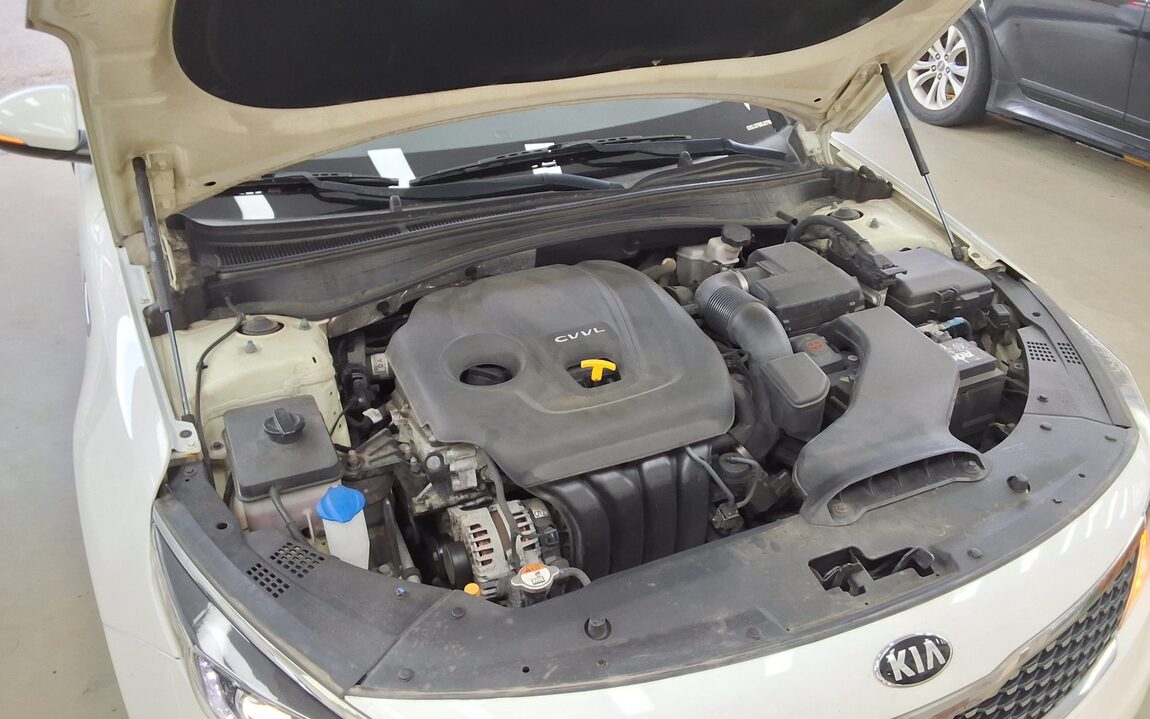 KIA NEW K5 2.0 GASOLINE PRESTIGE MX 2016 - zdjęcie 22