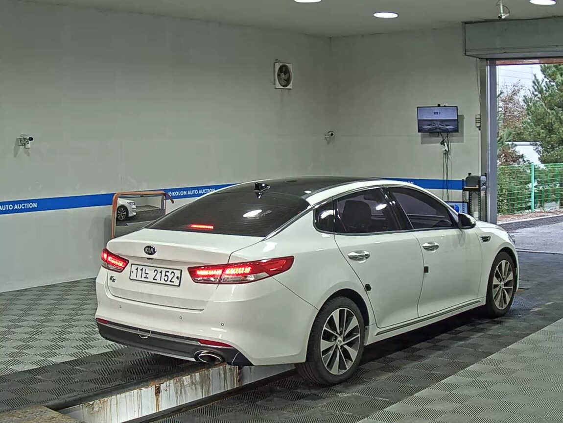 KIA NEW K5 2.0 GASOLINE PRESTIGE MX 2016 - zdjęcie 5