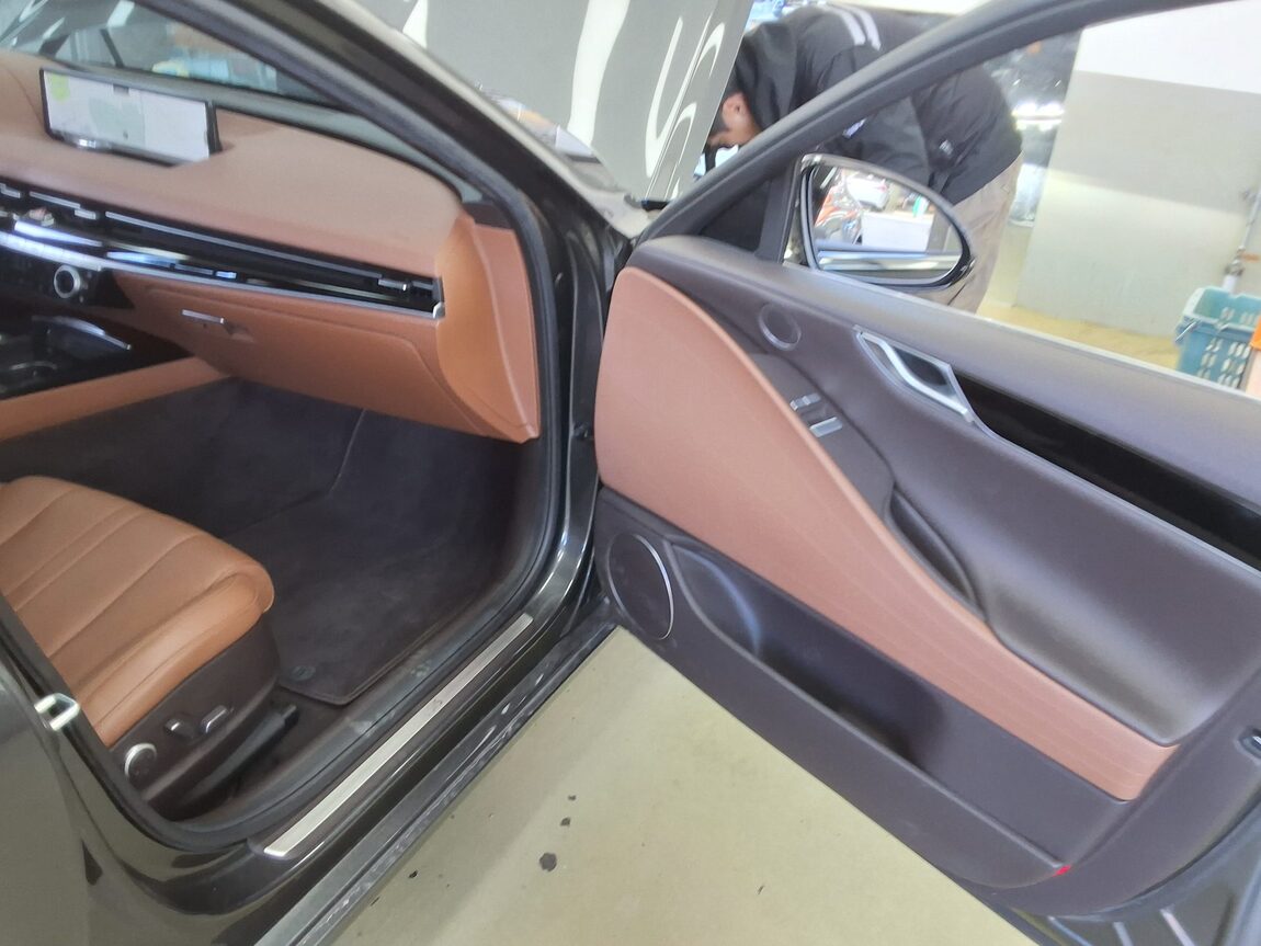 GENESIS THE ALL NEW G80 GASOLINE 2.5 2WD BASE MODEL 2021 - zdjęcie 14