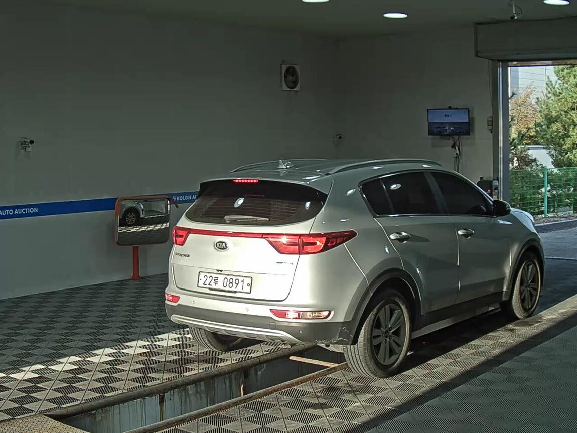 KIA NEW SPORTAGE R2.0 2WD PRESTIGE 2016 - zdjęcie 5