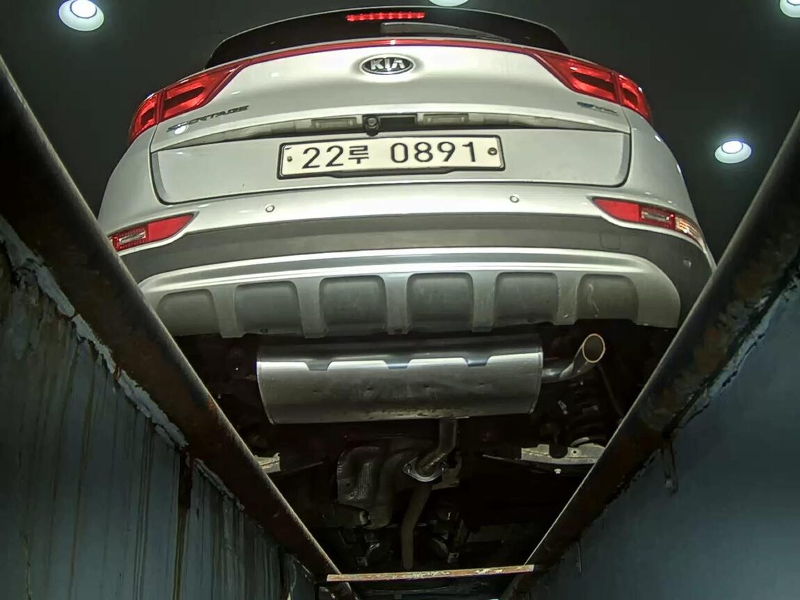 KIA NEW SPORTAGE R2.0 2WD PRESTIGE 2016 - zdjęcie 8