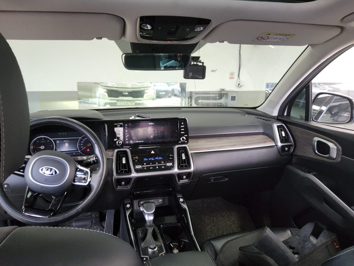 KIA NEW SORENTO (MQ4) 2.2 DIESEL 2WD PRESTIGE 2021 - zdjęcie 11