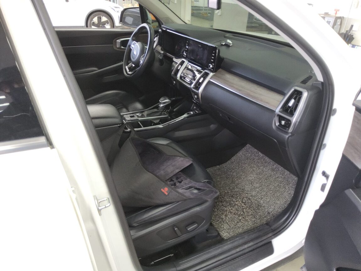 KIA NEW SORENTO (MQ4) 2.2 DIESEL 2WD PRESTIGE 2021 - zdjęcie 14