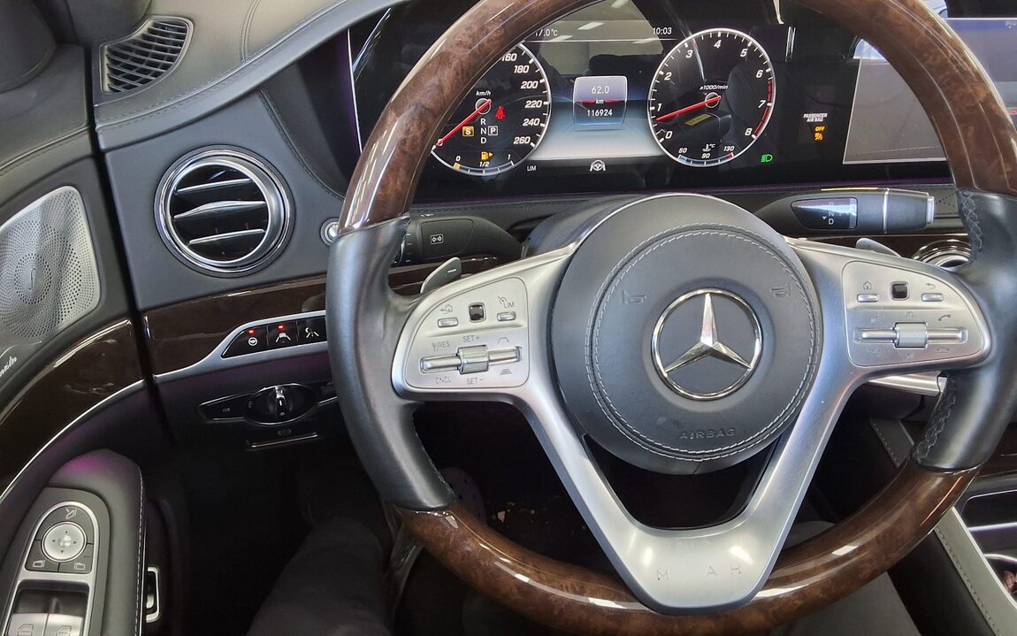 MERCEDES-BENZ S-CLASS (6TH GEN) MAYBACH S560 2020 - zdjęcie 18