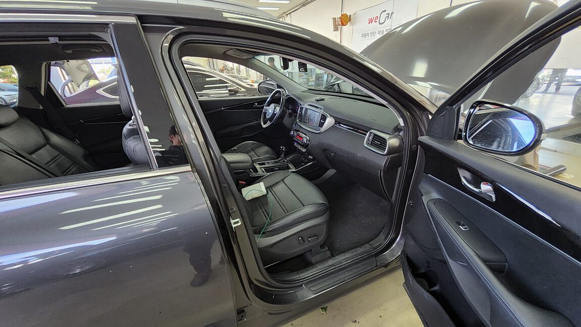 KIA ALL NEW SORENTO R2.0 2WD PRESTIGE 2015 - zdjęcie 14