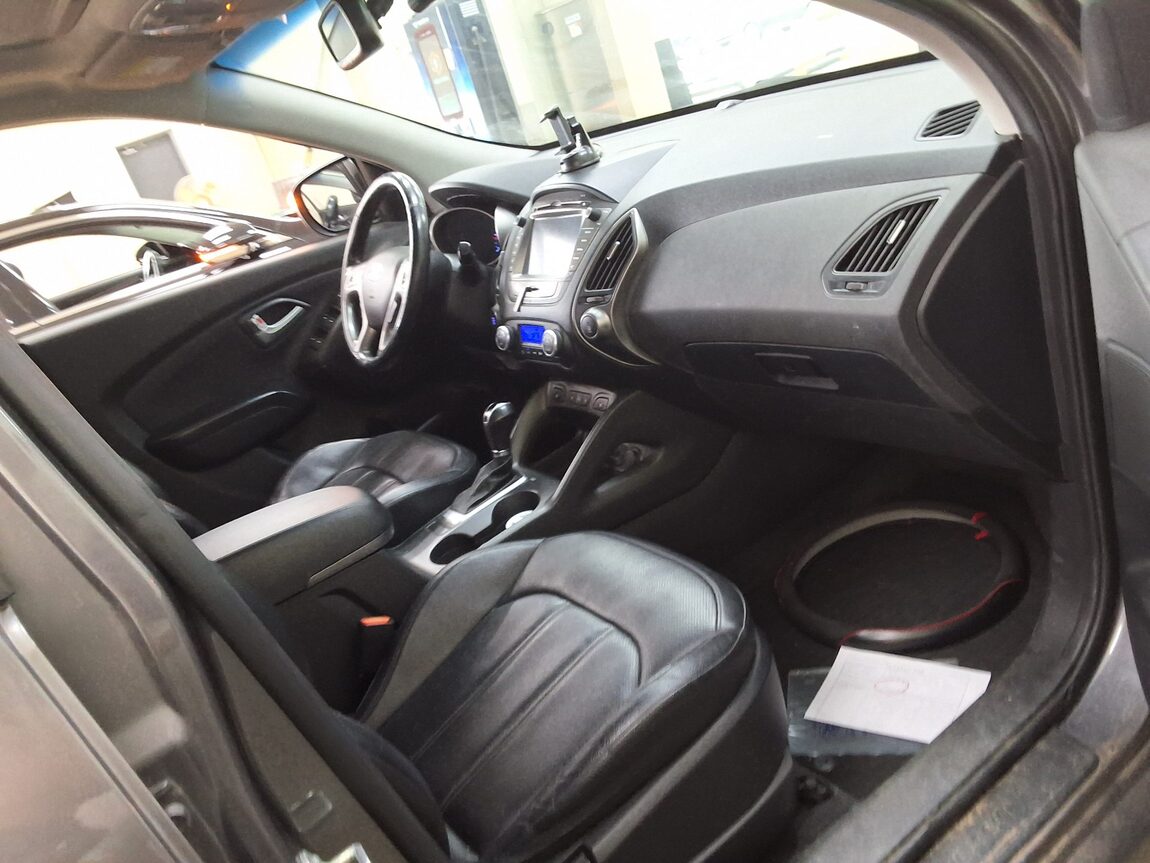 HYUNDAI NEW TUCSON ix DIESEL R2.0 4WD MODERN 2015 - zdjęcie 15