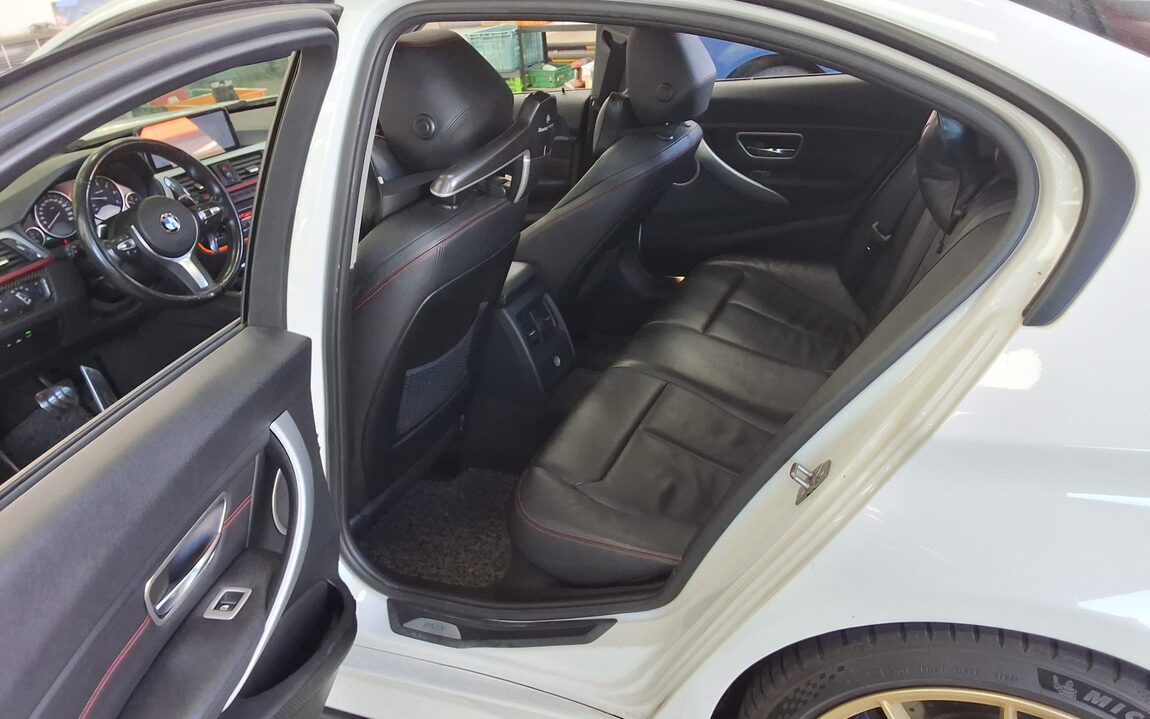 BMW 3 SERIES (6TH GEN) 325d SPORTS 2014 - zdjęcie 12