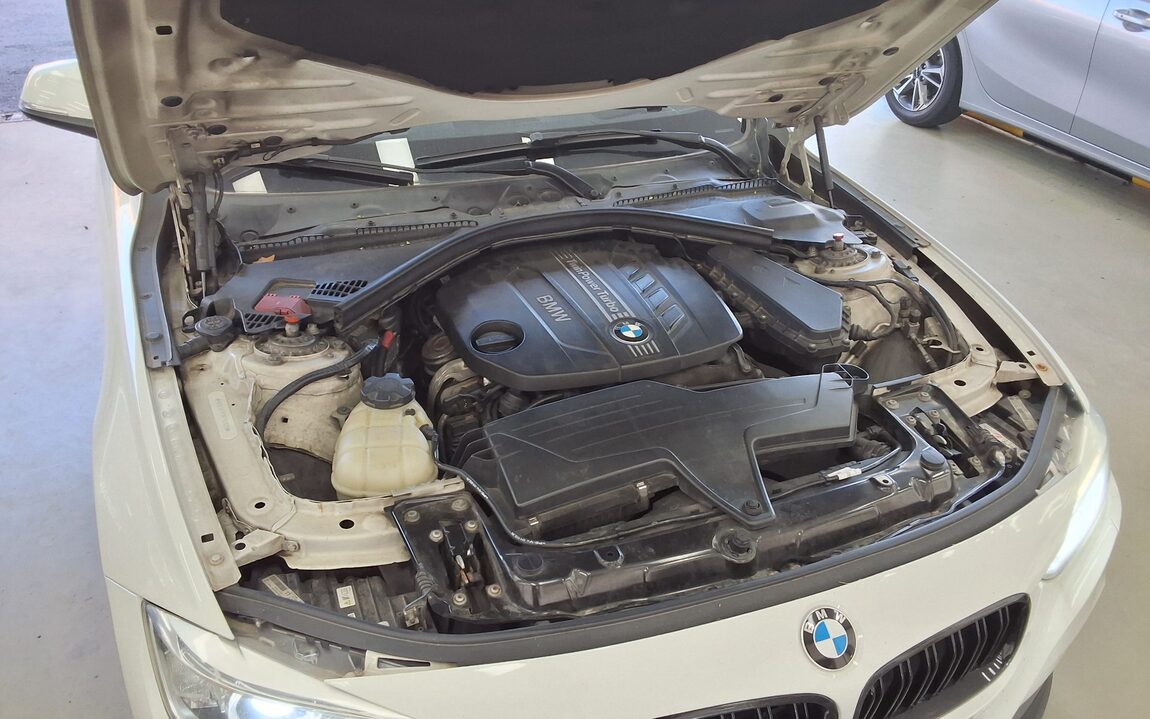 BMW 3 SERIES (6TH GEN) 325d SPORTS 2014 - zdjęcie 22