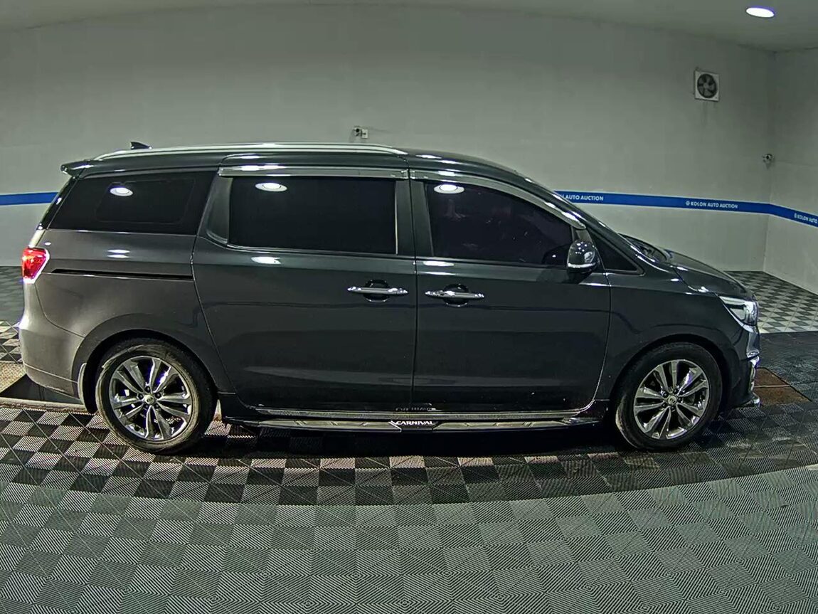 KIA ALL NEW CARNIVAL 9-SEATER DIESEL PRESTIGE 2016 - zdjęcie 4