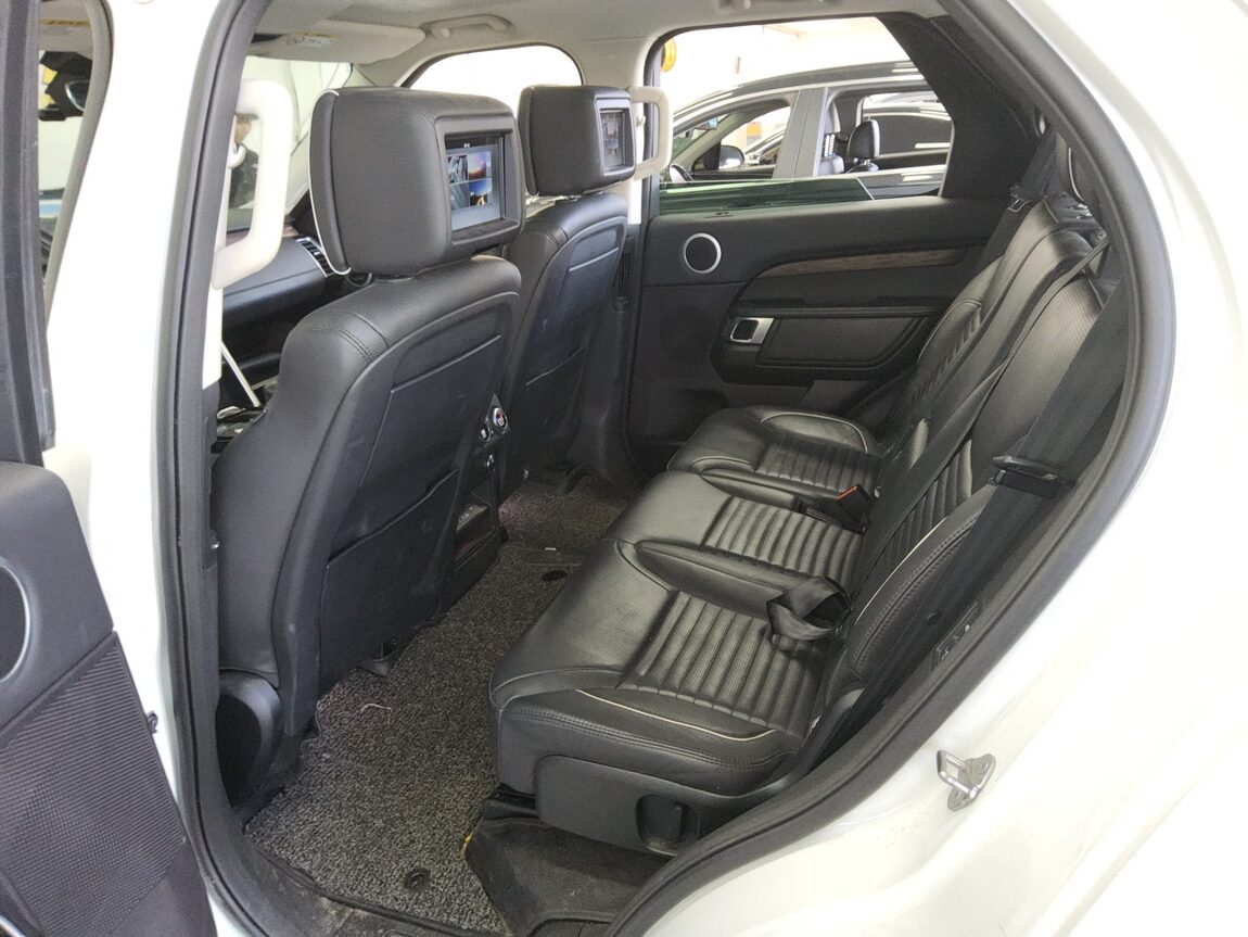 LAND ROVER DISCOVERY 5 3.0 TD6 HSE LUXURY 2017 - zdjęcie 12