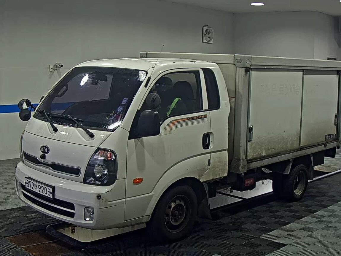 KIA BONGO III CARGO BUILT-IN BOX TRUCK 1 TON KING CAB 2016 - zdjęcie 2