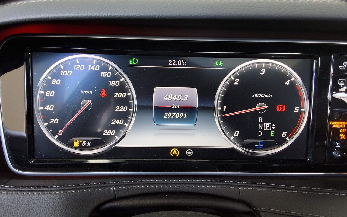 MERCEDES-BENZ S-CLASS (6TH GEN) S350 BLUETEC 4MATIC 2015 - zdjęcie 9