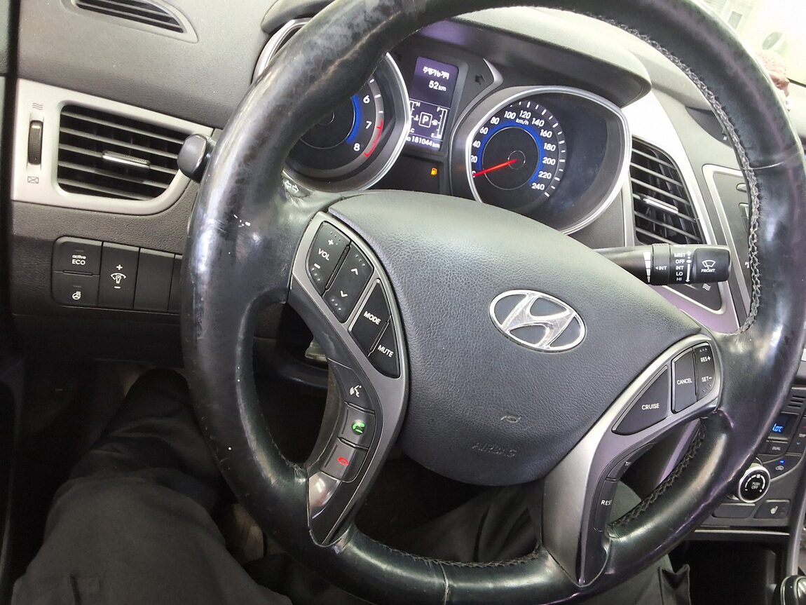HYUNDAI THE NEW AVANTE MD 1.6 GDi MODERN 2014 - zdjęcie 23