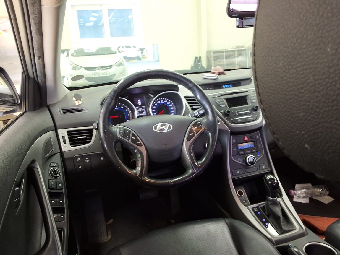 HYUNDAI THE NEW AVANTE MD 1.6 GDi MODERN 2014 - zdjęcie 12