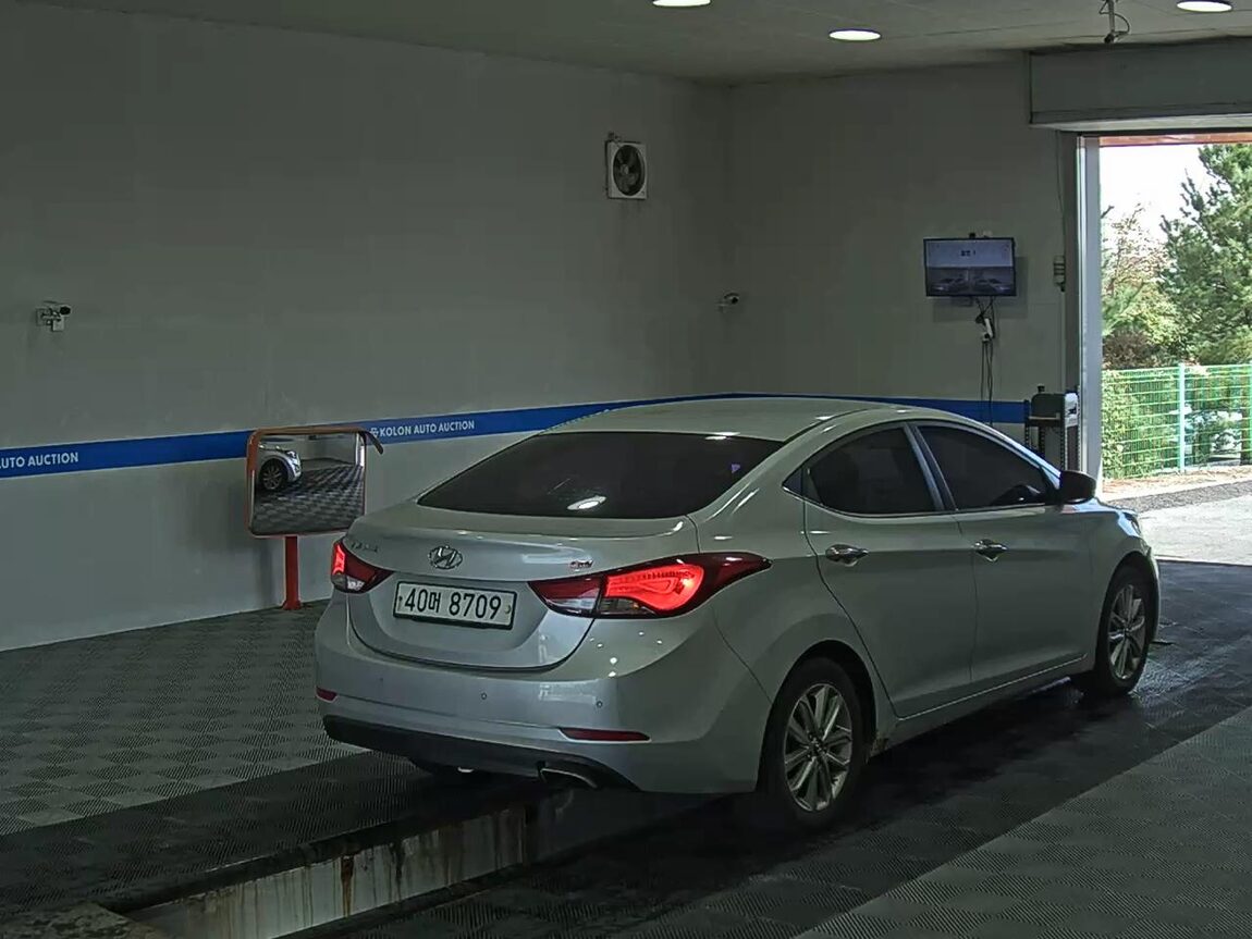 HYUNDAI THE NEW AVANTE MD 1.6 GDi MODERN 2014 - zdjęcie 5