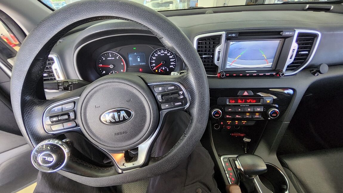 KIA NEW SPORTAGE R2.0 2WD NOBLESSE SPECIAL 2016 - zdjęcie 19