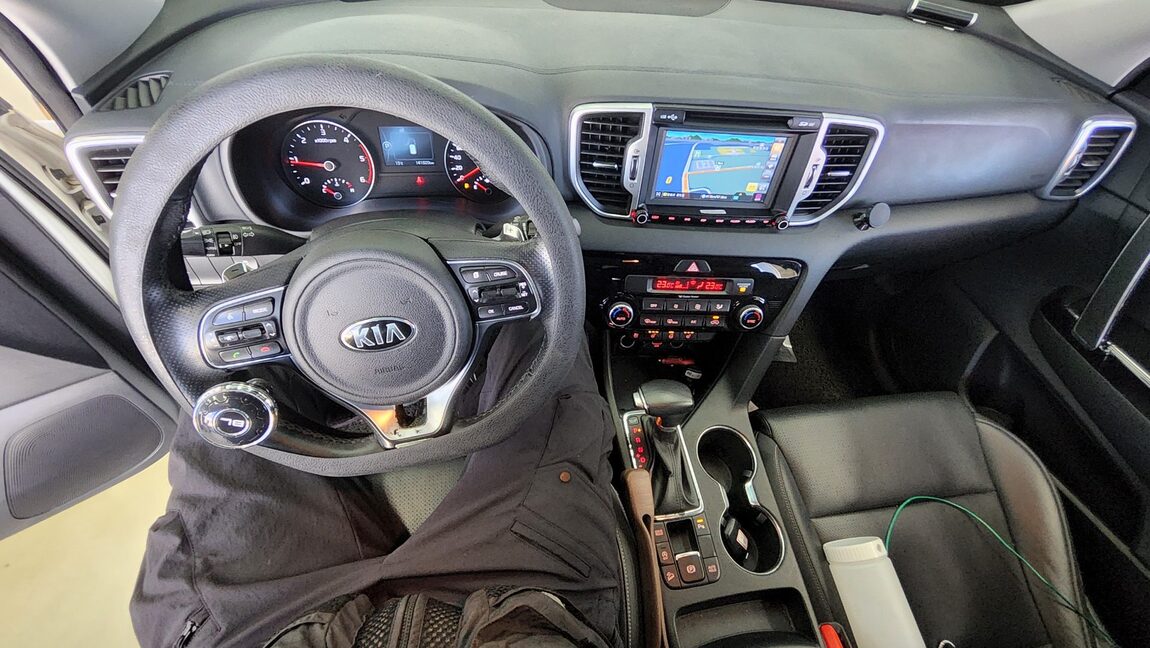 KIA NEW SPORTAGE R2.0 2WD NOBLESSE SPECIAL 2016 - zdjęcie 11