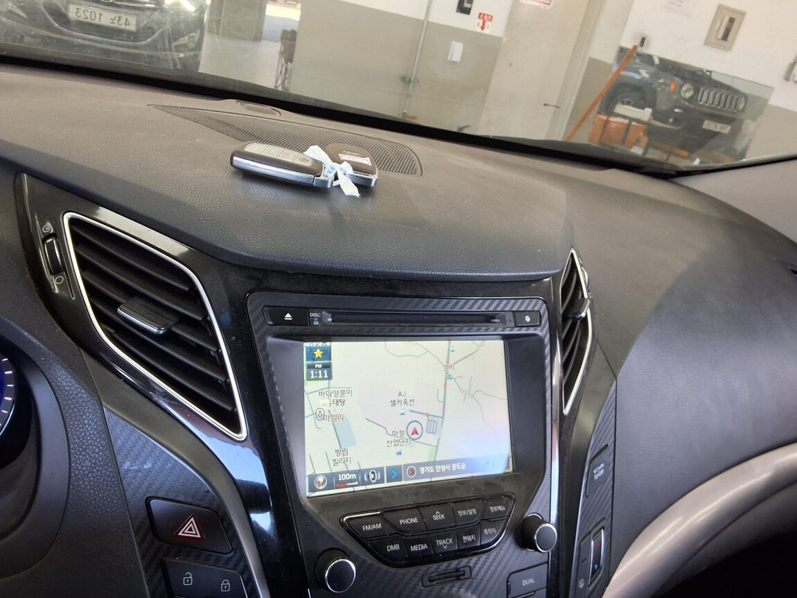 HYUNDAI i40 SALLOON 1.7 VGT MODERN 2012 - zdjęcie 17