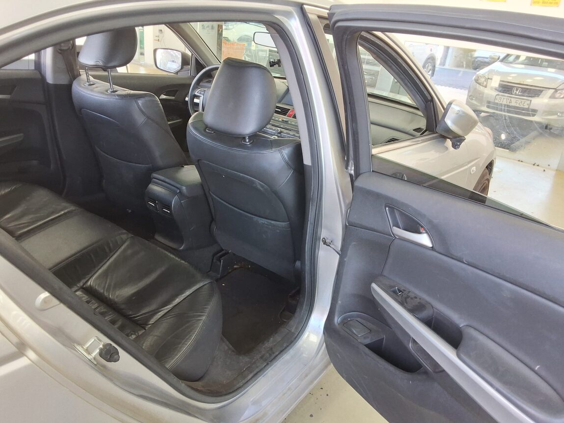 HONDA ACCORD (8TH GEN) 2.4 2009 - zdjęcie 13