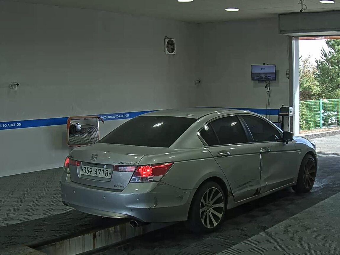HONDA ACCORD (8TH GEN) 2.4 2009 - zdjęcie 5