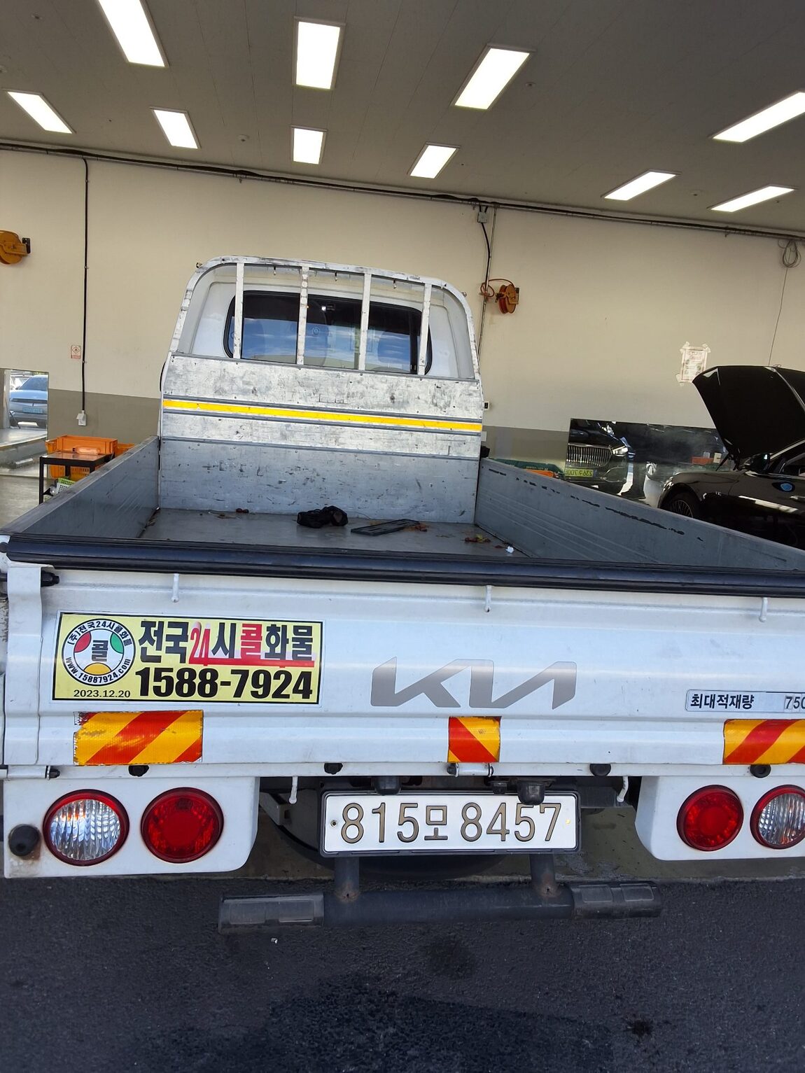KIA THE NEW BONGO III CARGO 1 TON LPG KING CAB EXTRA LONG WHEELBASE L 2024 - zdjęcie 13