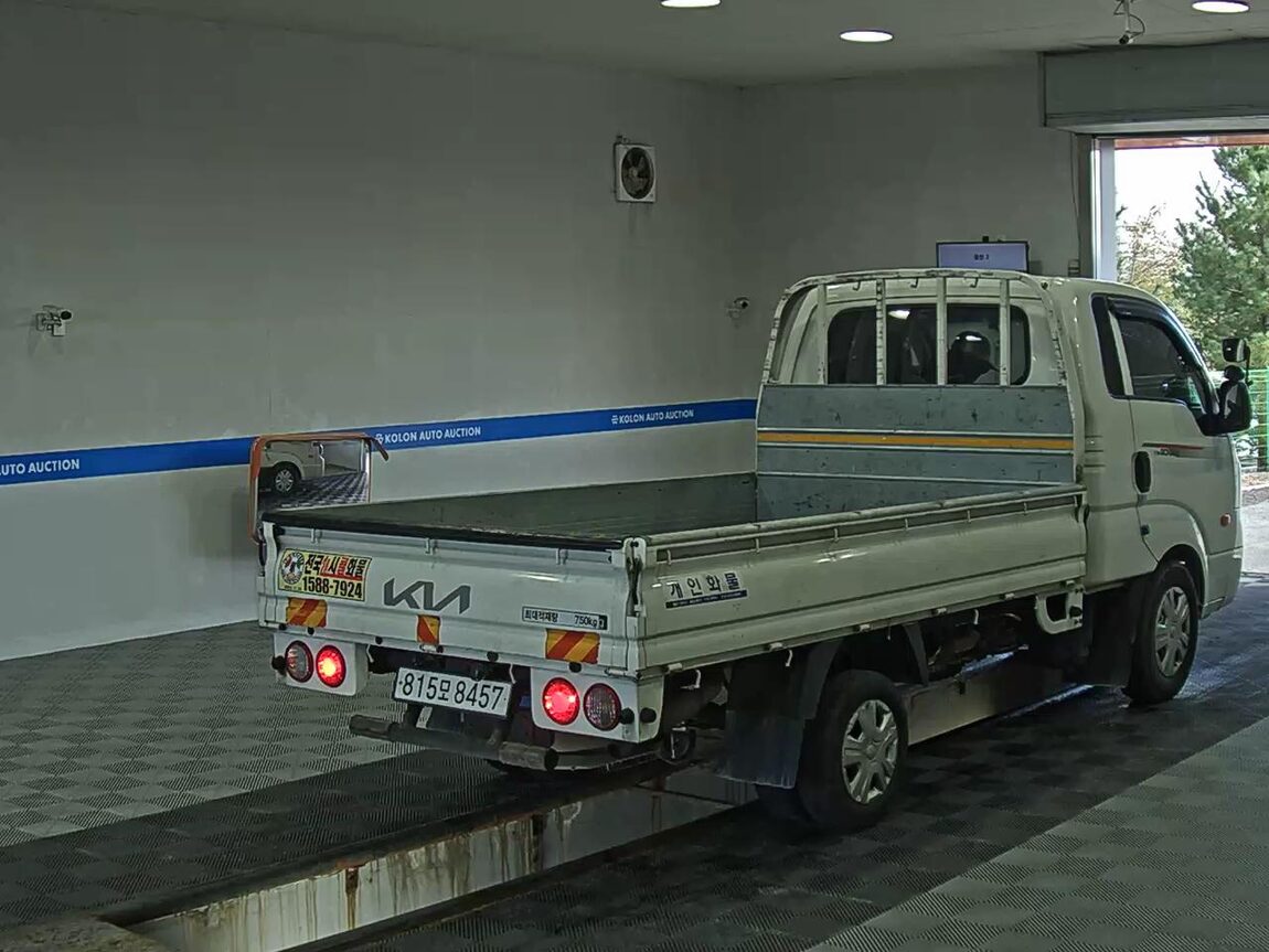 KIA THE NEW BONGO III CARGO 1 TON LPG KING CAB EXTRA LONG WHEELBASE L 2024 - zdjęcie 5
