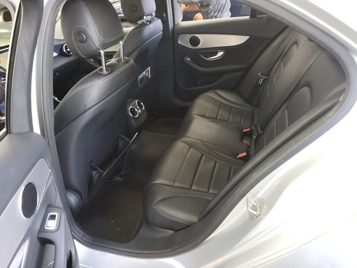 MERCEDES-BENZ C-CLASS (4TH GEN) C200 AVANTGARDE 2015 - zdjęcie 12