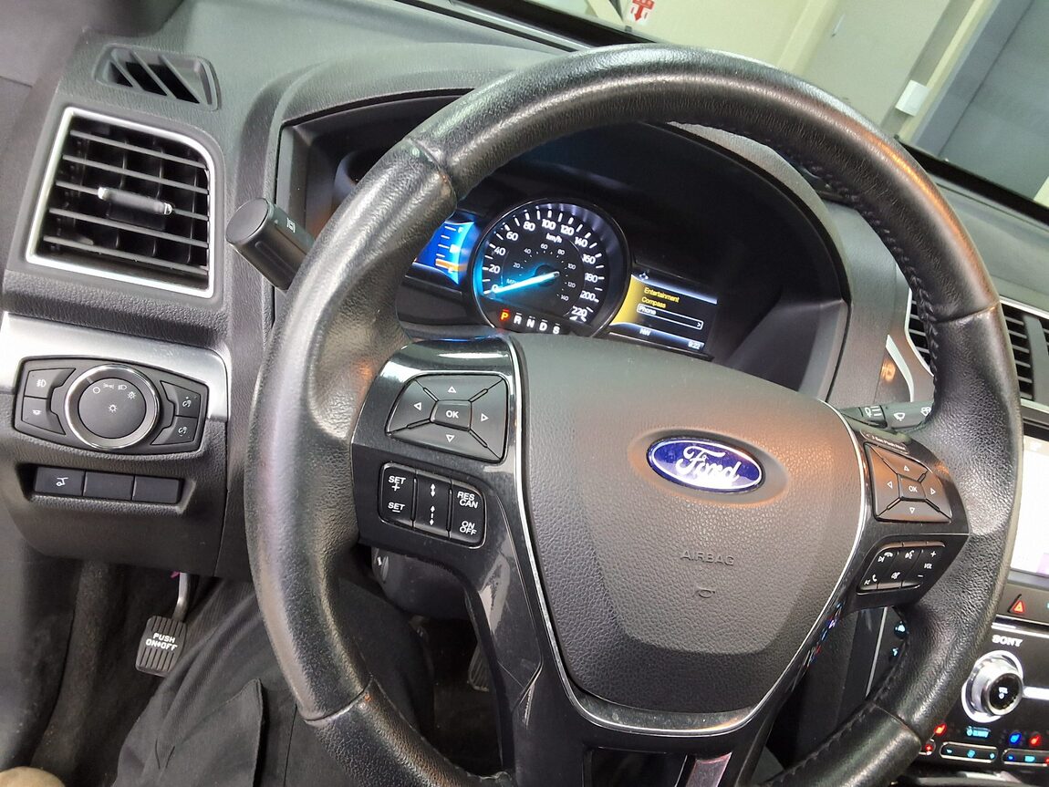 FORD EXPLORER (5TH GEN) 2.3 AWD LIMITED 2017 - zdjęcie 23