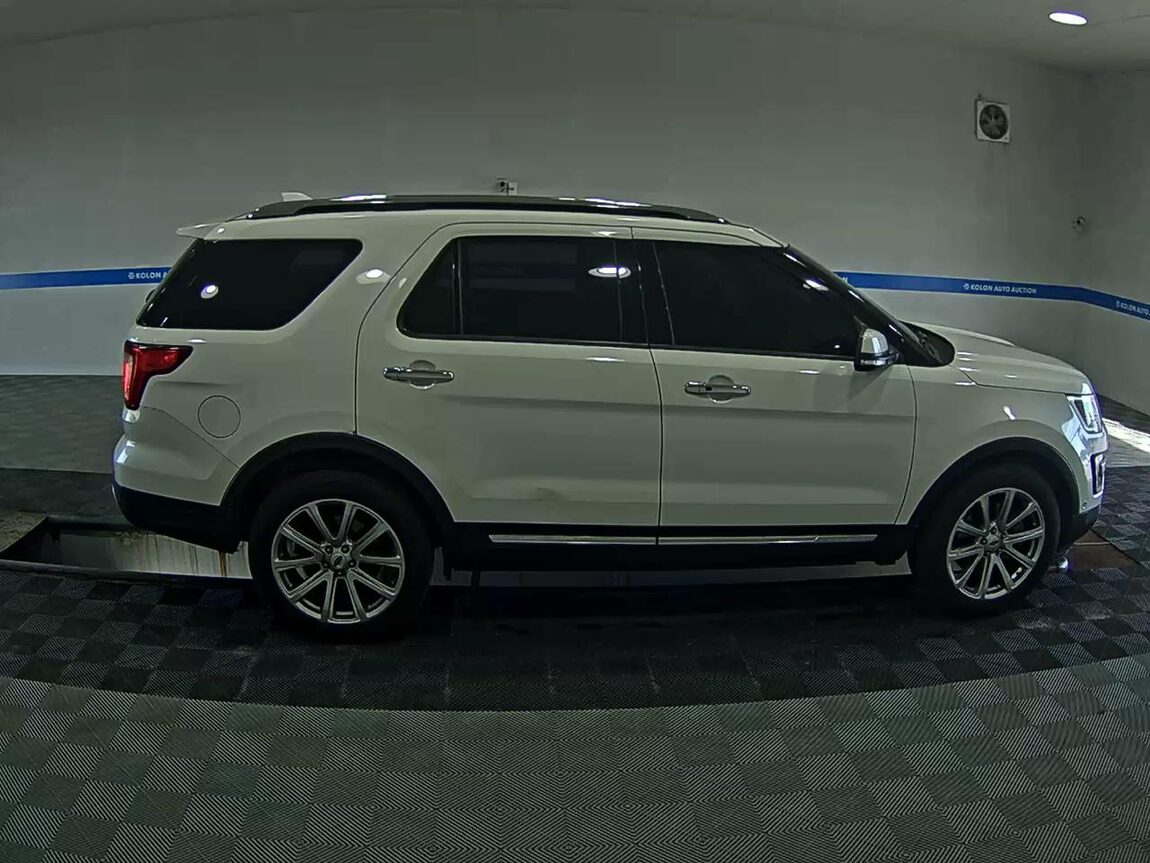 FORD EXPLORER (5TH GEN) 2.3 AWD LIMITED 2017 - zdjęcie 4