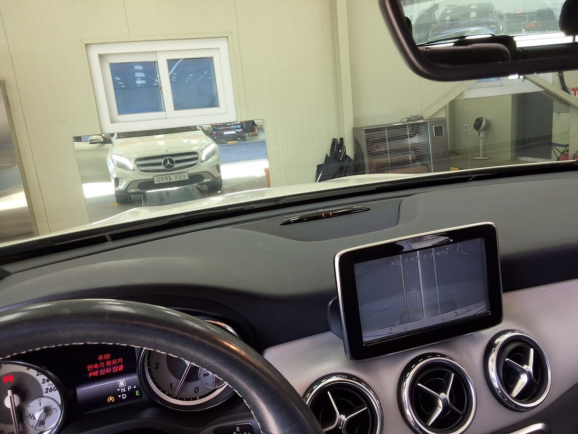 MERCEDES-BENZ GLA-CLASS GLA 200 CDI 2015 - zdjęcie 25