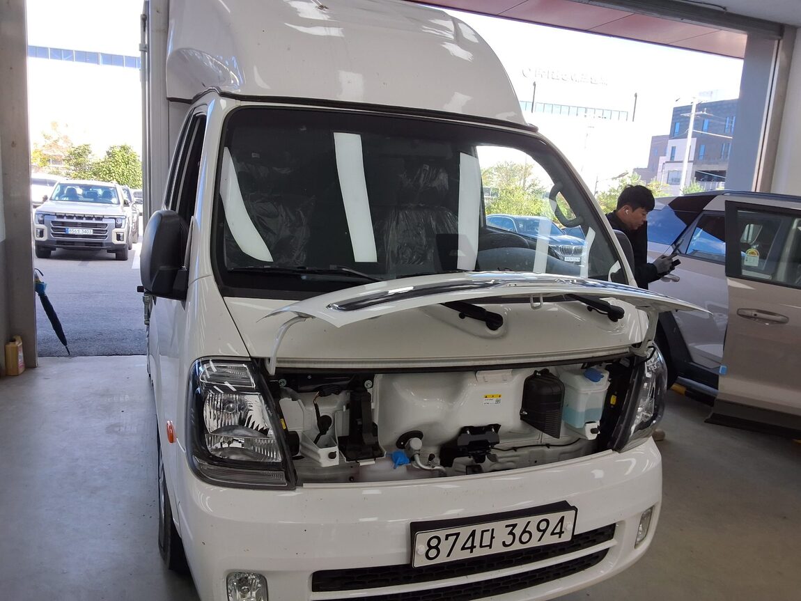 KIA THE NEW BONGO III CARGO 1 TON LPG KING CAB EXTRA LONG WHEELBASE L 2026 - zdjęcie 17