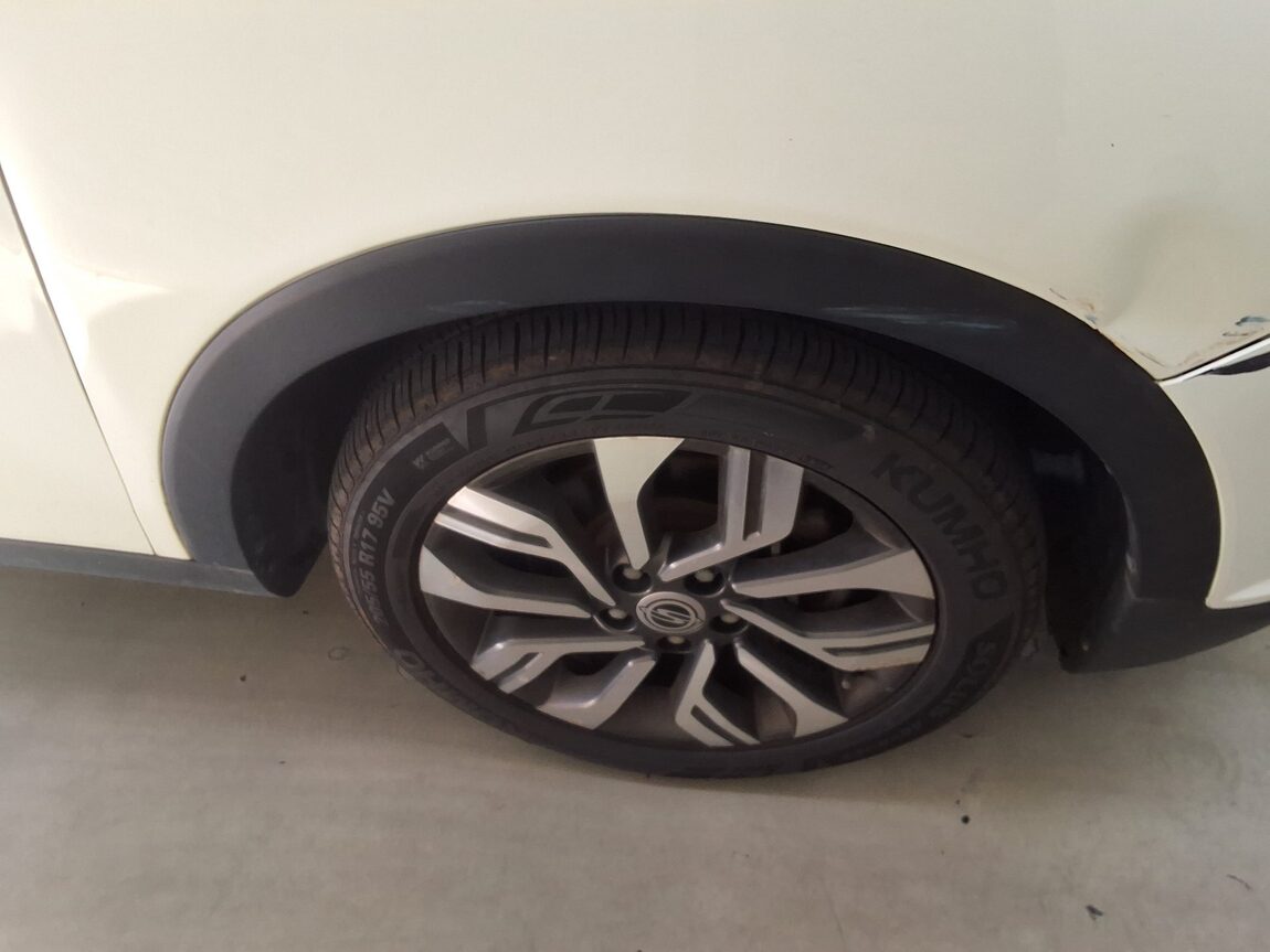 KG MOBILITY (SSANGYONG) TIVOLI AIR GASOLINE 2WD IX 2018 - zdjęcie 21