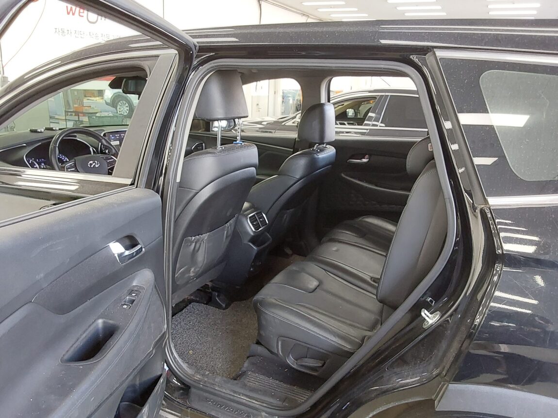 HYUNDAI SANTA FE (TM) R2.0 2WD PREMIUM 2020 - zdjęcie 12