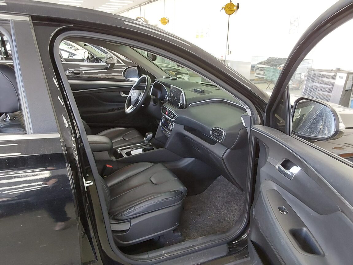 HYUNDAI SANTA FE (TM) R2.0 2WD PREMIUM 2020 - zdjęcie 14