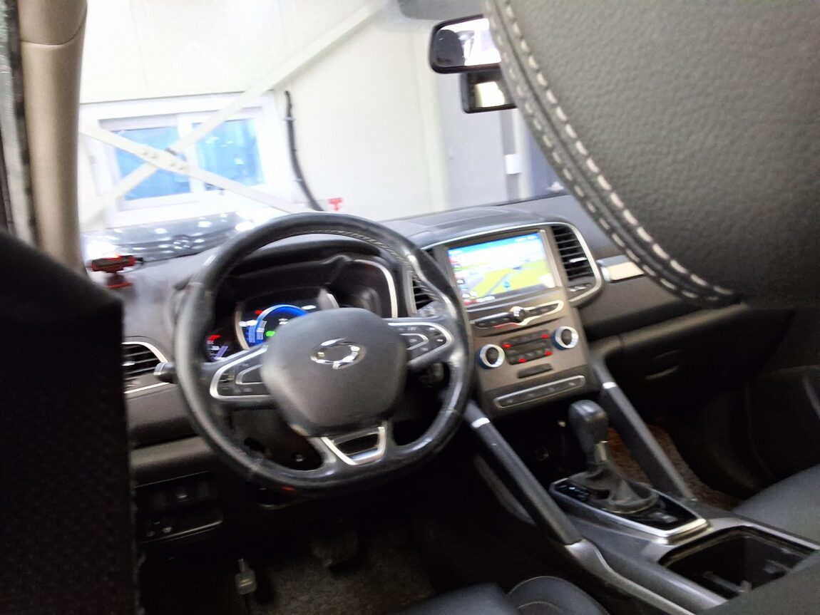RENAULT (SAMSUNG) QM6 2.0 dCi 2WD LE 2017 - zdjęcie 12