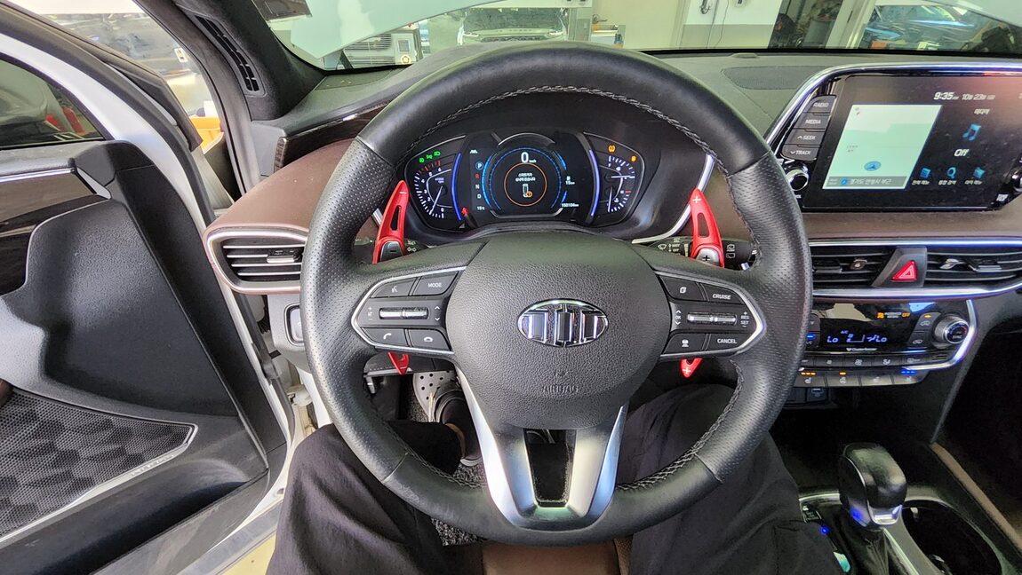 HYUNDAI SANTA FE (TM) R2.0 2WD INSPIRATION 2020 - zdjęcie 17