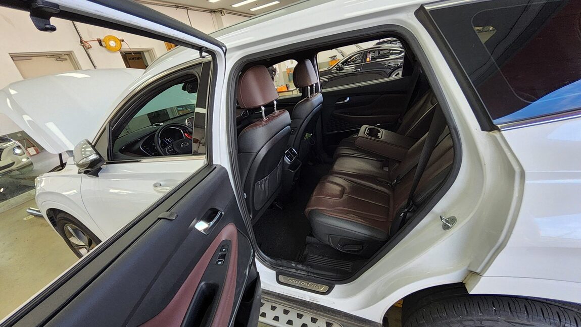 HYUNDAI SANTA FE (TM) R2.0 2WD INSPIRATION 2020 - zdjęcie 12