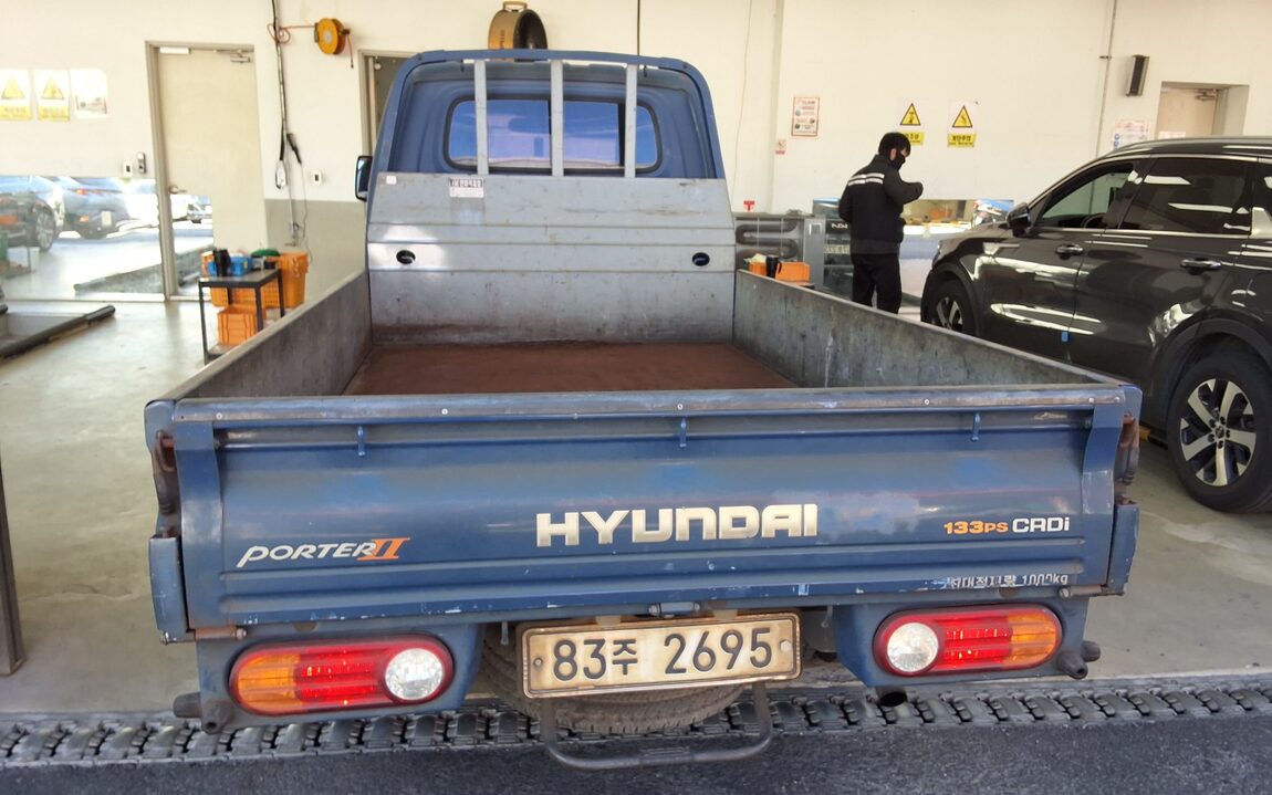 HYUNDAI PORTER II CRDi SUPER CAB EXTRA LONG WHEELBASE SUPER 2016 - zdjęcie 12