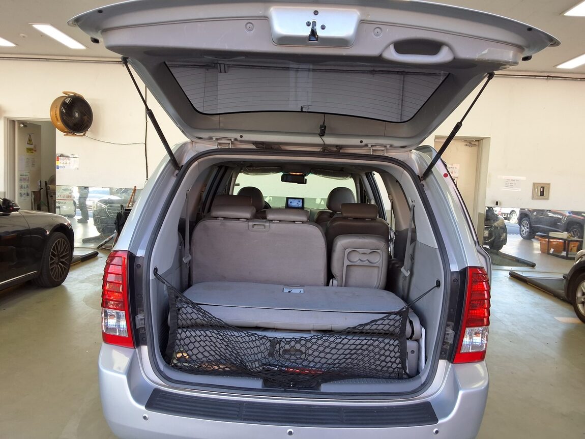 KIA CARNIVAL R 11-SEATER DIESEL GLX PREMIUM 2012 - zdjęcie 15