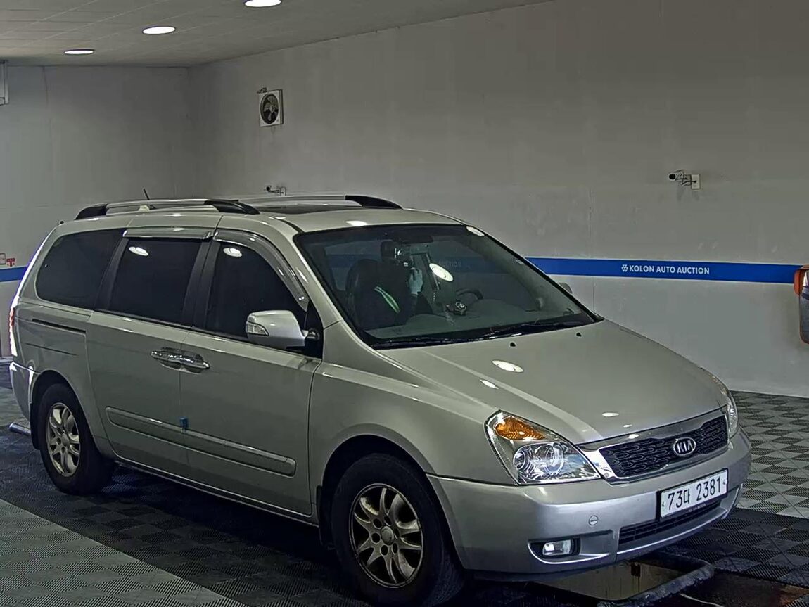 KIA CARNIVAL R 11-SEATER DIESEL GLX PREMIUM 2012 - zdjęcie 3