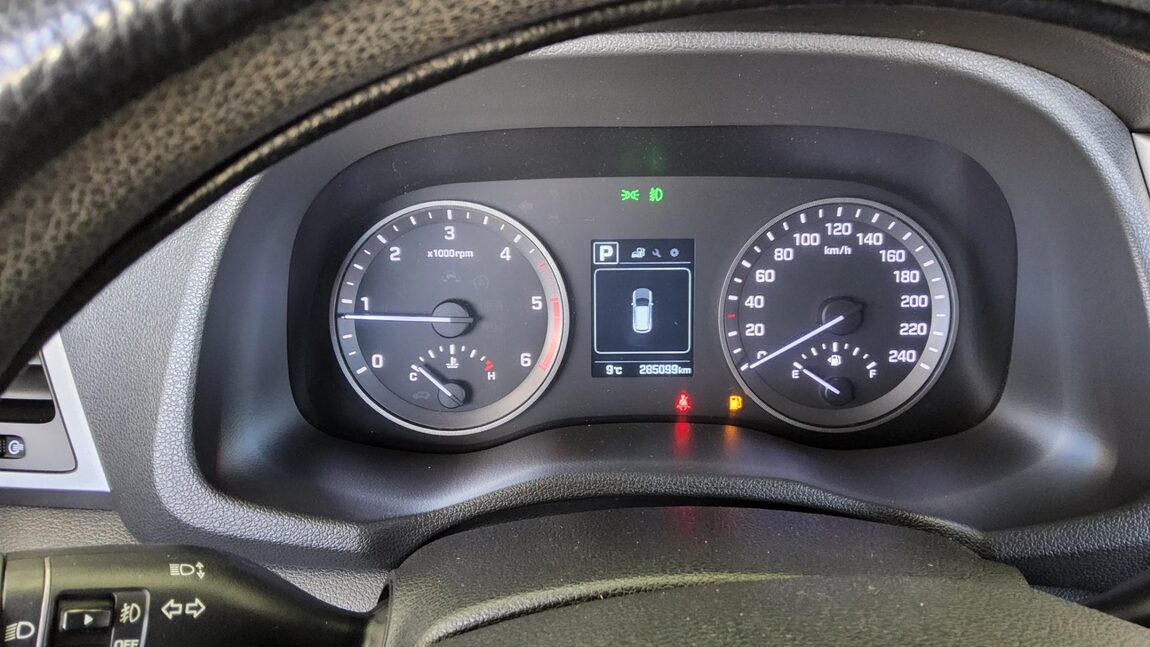 HYUNDAI ALL NEW TUCSON DIESEL R2.0 2WD STYLE 2016 - zdjęcie 9