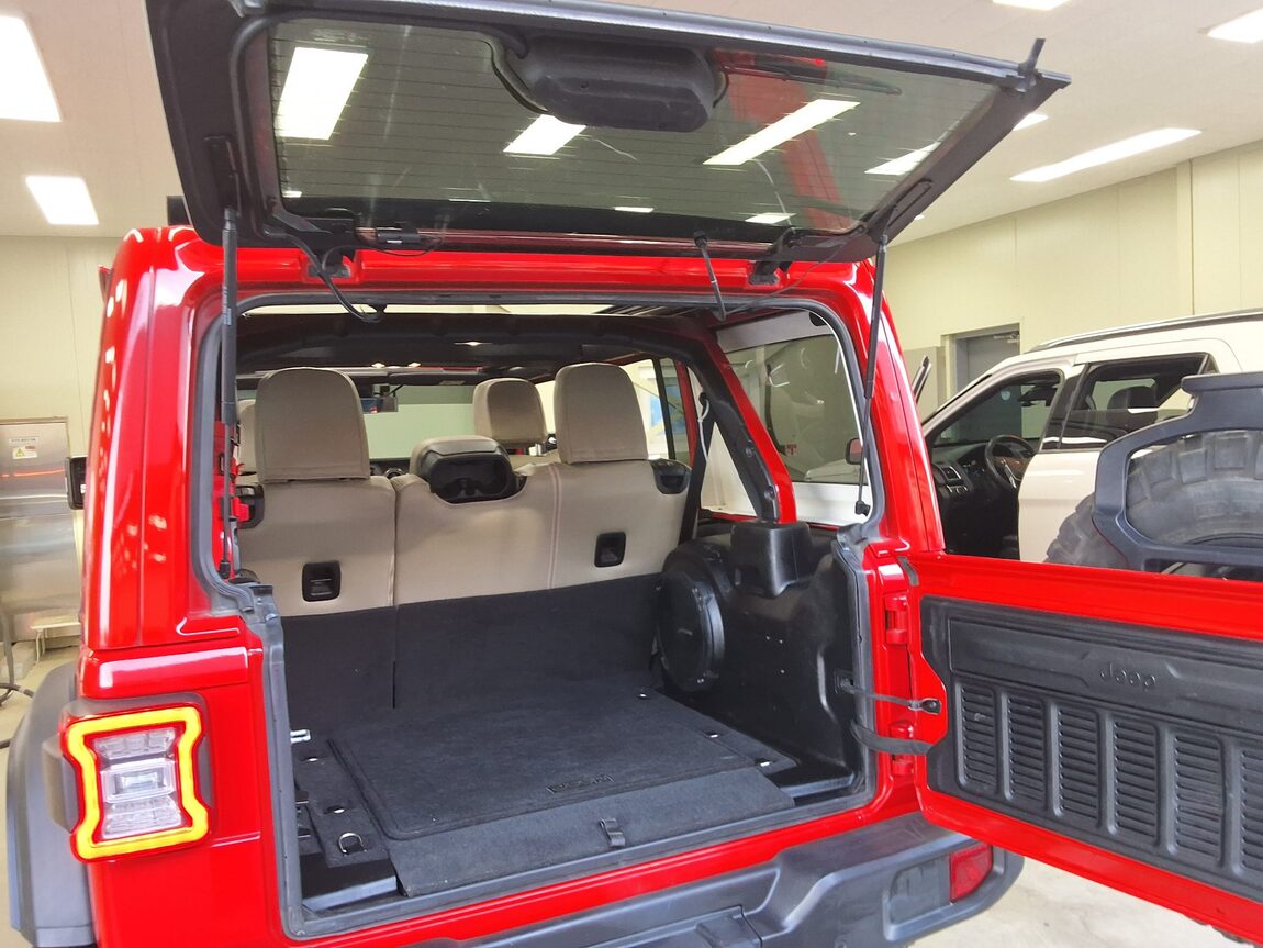 JEEP WRANGLER (JL) 2.0 RUBICON 4DR POWER TOP 2021 - zdjęcie 16