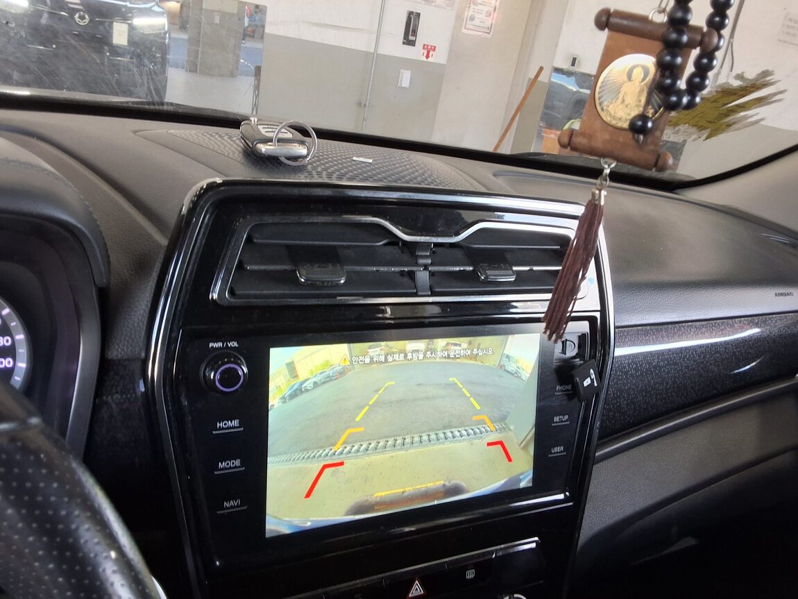 KG MOBILITY (SSANGYONG) VERY NEW TIVOLI 1.6 DIESEL 2WD V5 2020 - zdjęcie 18