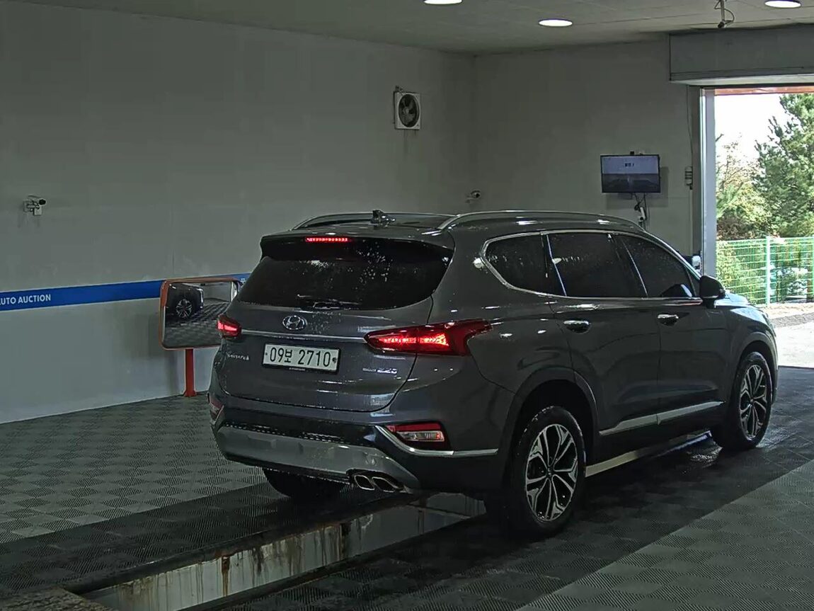 HYUNDAI SANTA FE (TM) R2.2 4WD PRESTIGE 2019 - zdjęcie 5