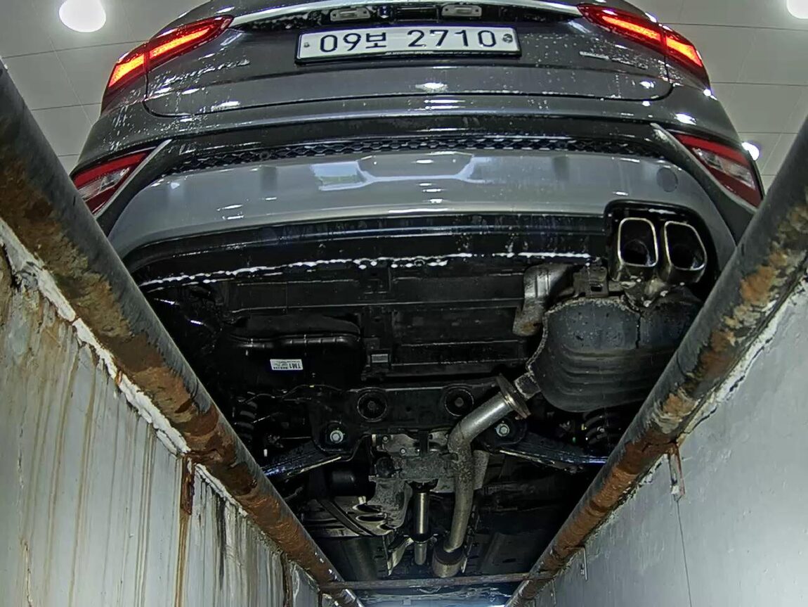 HYUNDAI SANTA FE (TM) R2.2 4WD PRESTIGE 2019 - zdjęcie 8