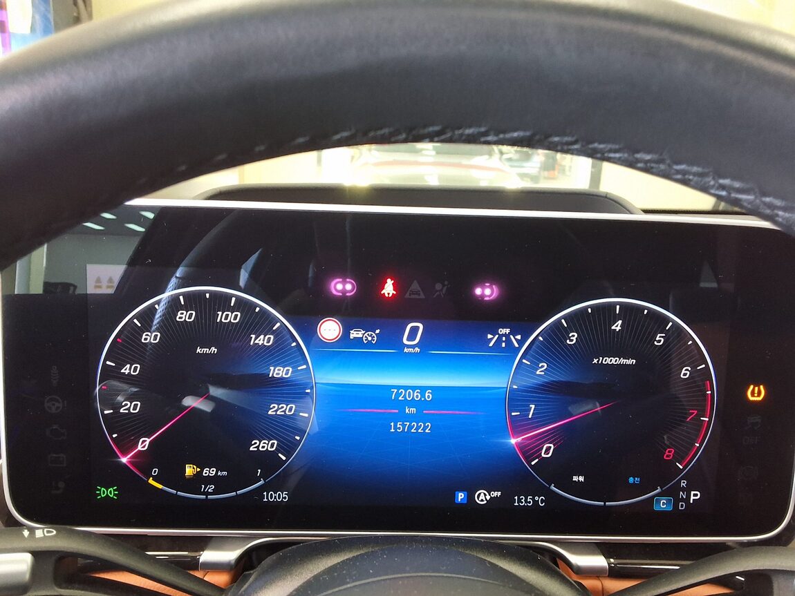 MERCEDES-BENZ S-CLASS (7TH GEN) S500L 4MATIC 2022 - zdjęcie 10
