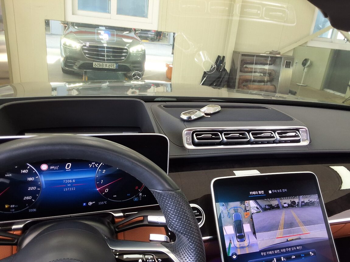 MERCEDES-BENZ S-CLASS (7TH GEN) S500L 4MATIC 2022 - zdjęcie 26