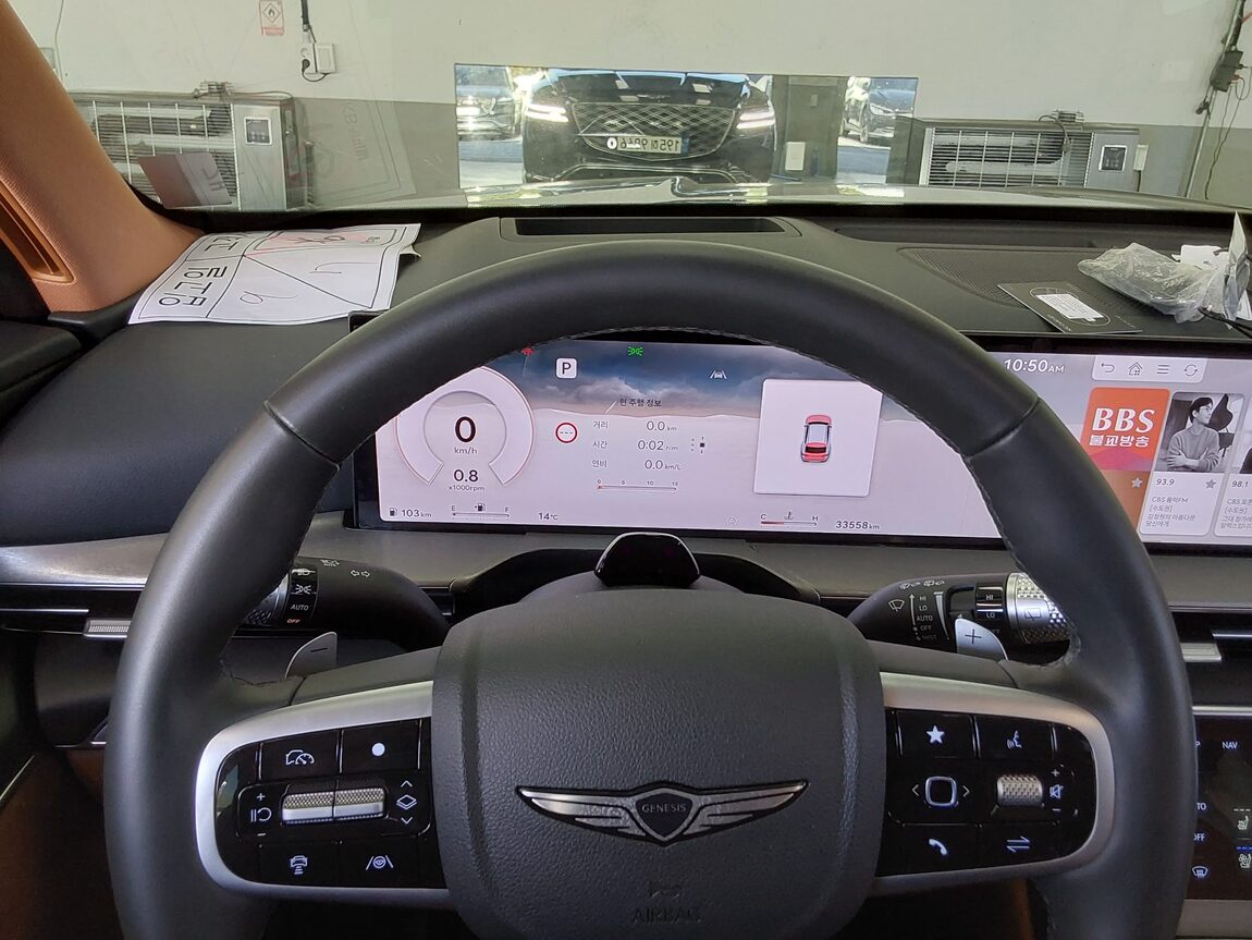 GENESIS NEW GV80 2.5 GASOLINE AWD BASE MODEL 2024 - zdjęcie 18