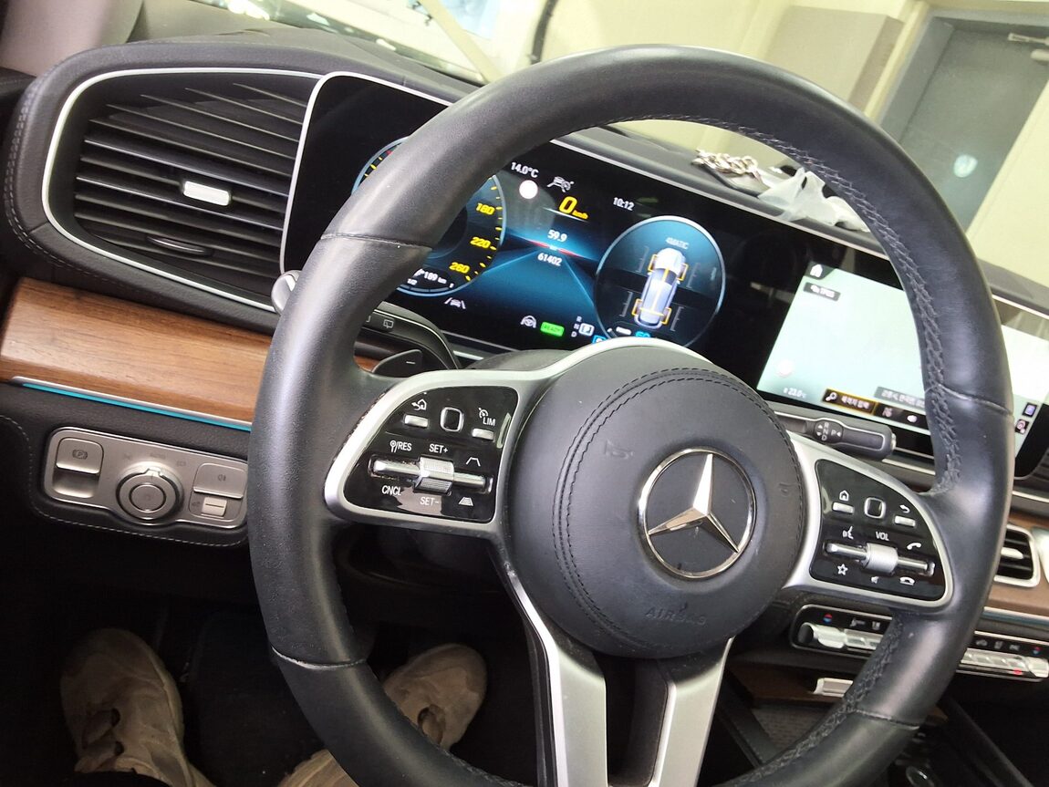 MERCEDES-BENZ GLE-CLASS (4TH GEN) GLE 450 4MATIC 2020 - zdjęcie 23