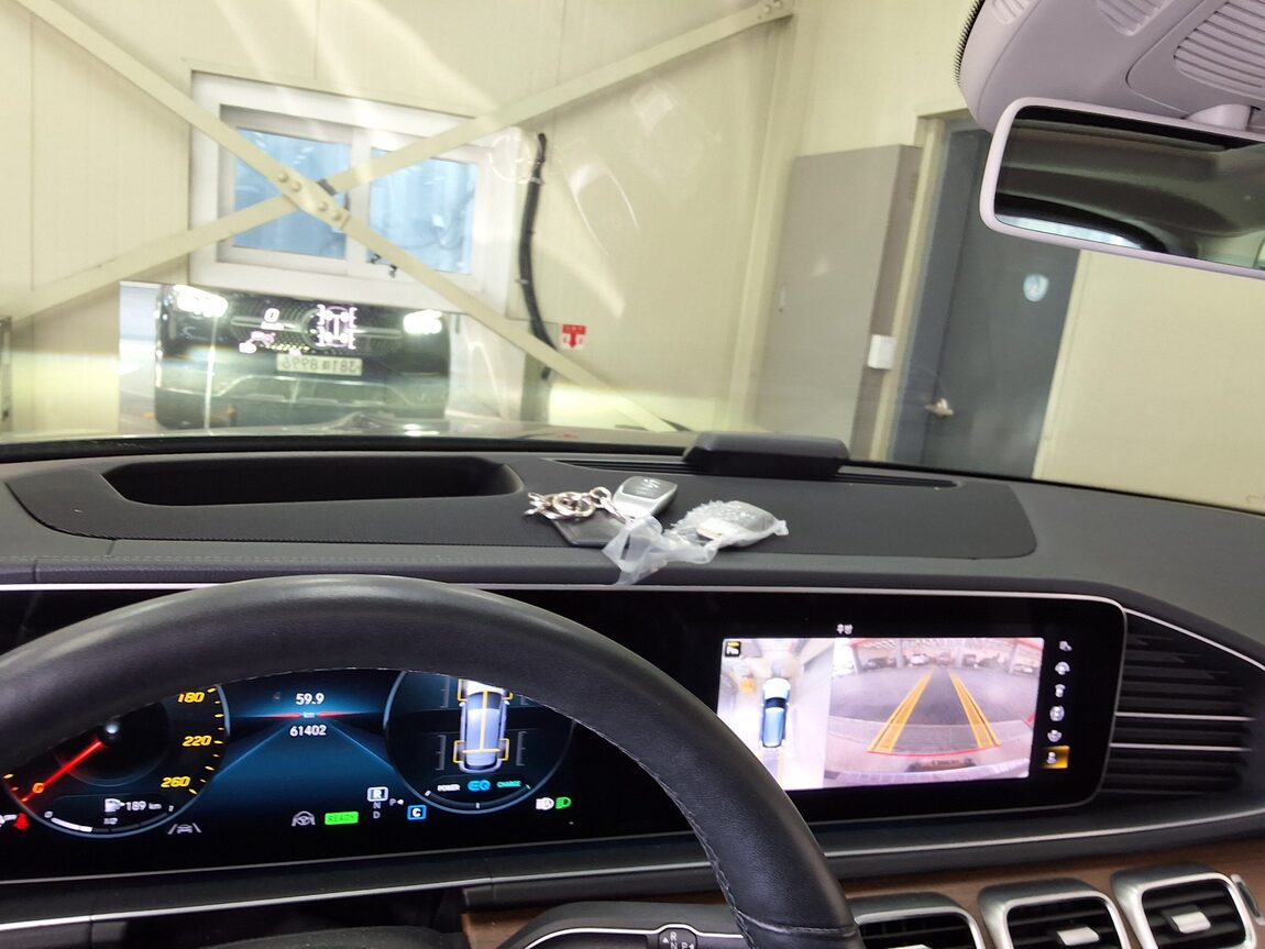MERCEDES-BENZ GLE-CLASS (4TH GEN) GLE 450 4MATIC 2020 - zdjęcie 25